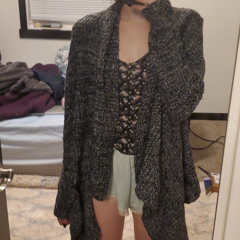 Mudd Cardigan - Picture 3 of 4